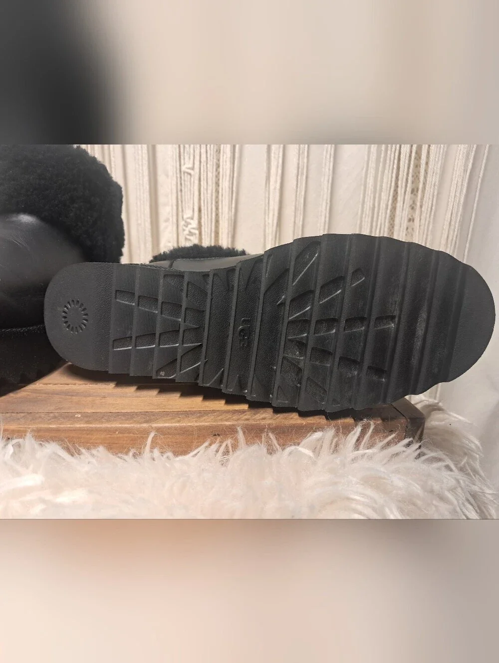 UGG Ultra Mini Alina Curled Black Leather Genuine Shearling Platform Boots